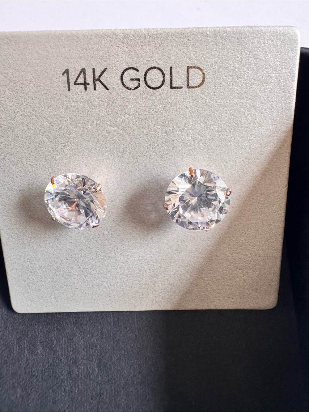 14K Gold Clear Cubic Zirconia Round Stud Earrings - Classic 14K Gold Sparkle